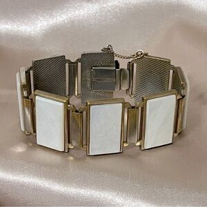 Vintage Mother of Pearl Gold Tone Bracelet Safety Chain 7 Inch Made in Germany